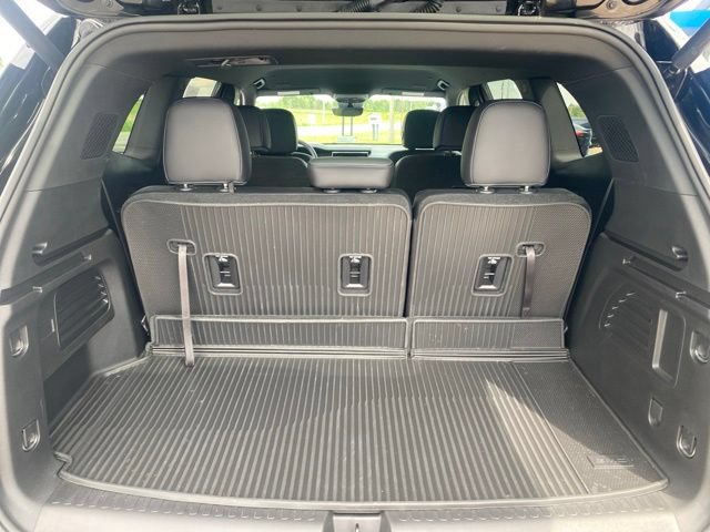 Used 2026 GMC Acadia AT4 w/ LPO, Floor Liner Package AWD/4WD image 29