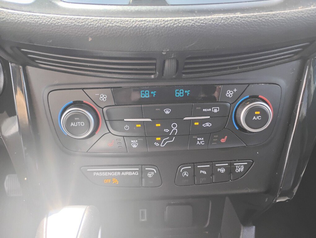 Used 2018 Ford Escape Titanium AWD/4WD image 20