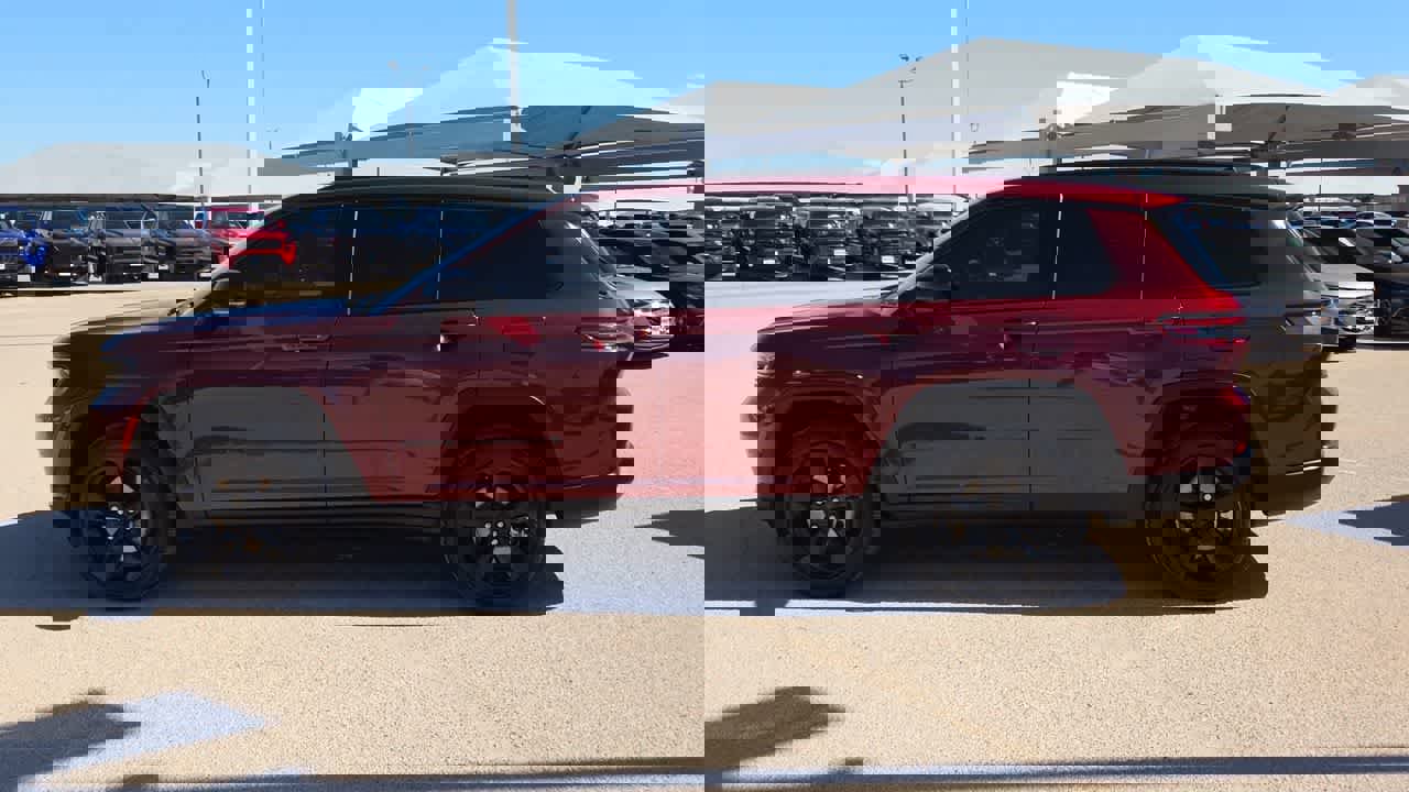 Used 2022 Jeep Grand Cherokee L Laredo image 6