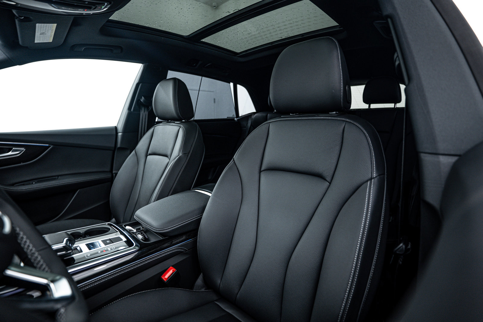 New 2025 Audi Q8 Premium Plus image 14