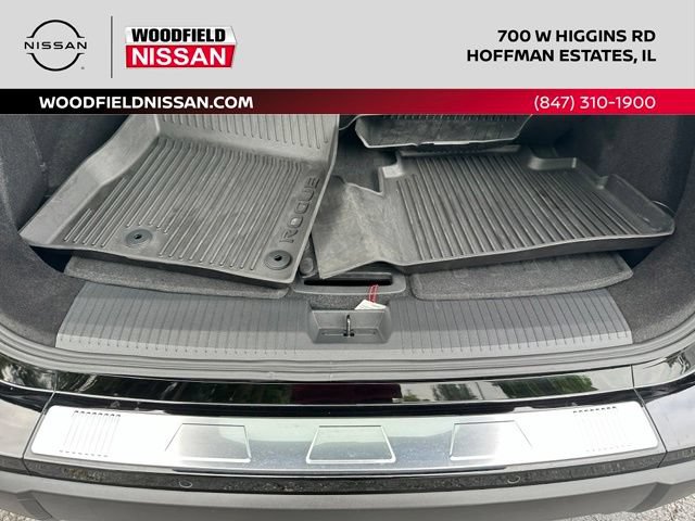 Certified 2025 Nissan Rogue SV AWD/4WD image 15