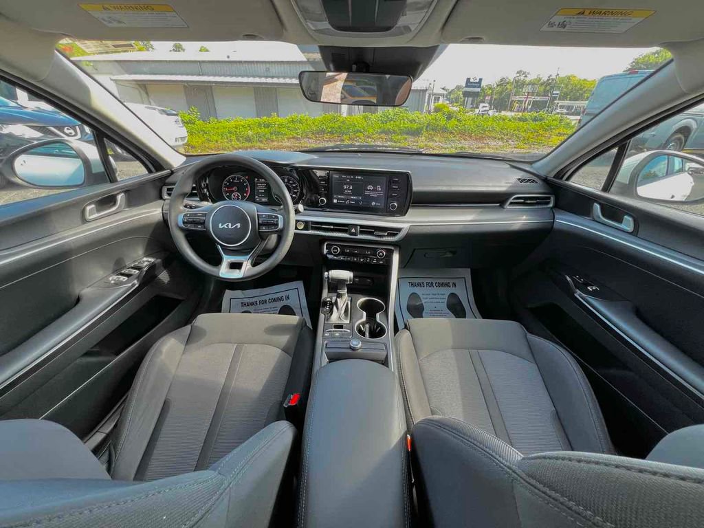 Used 2023 Kia K5 LXS image 19