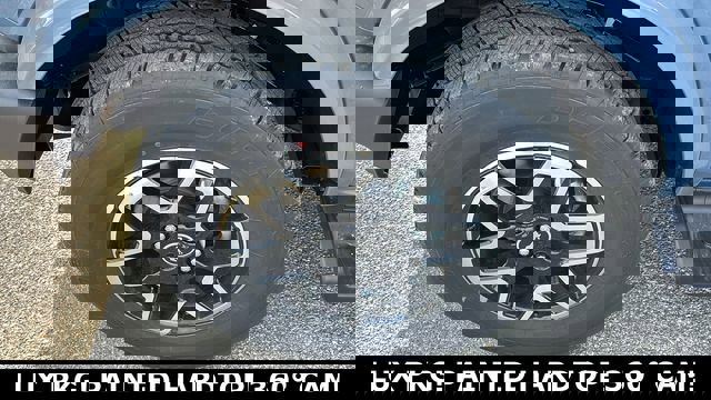 New 2025 Ford Bronco Outer Banks image 34