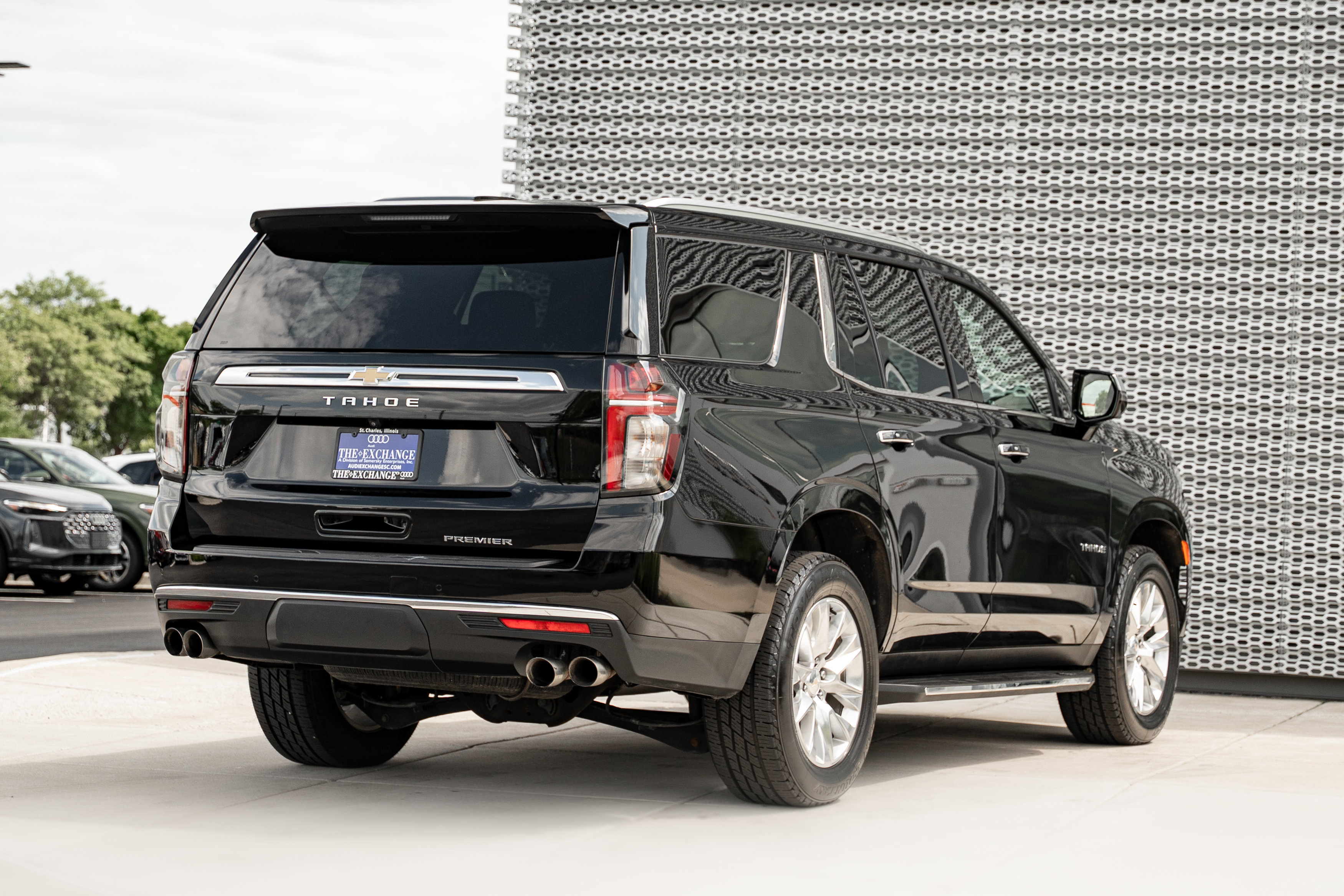 Used 2021 Chevrolet Tahoe Premier AWD/4WD image 4