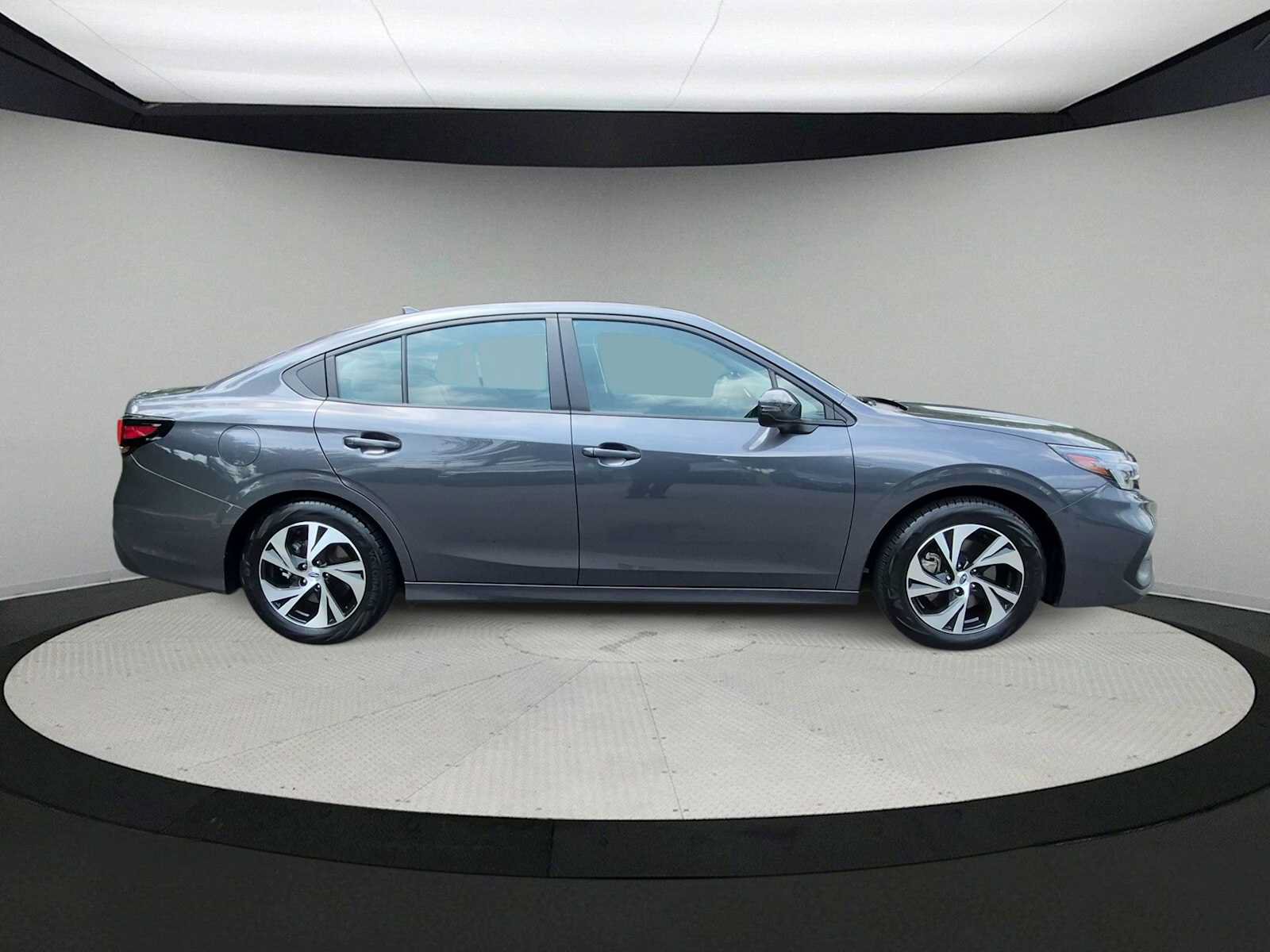 Used 2025 Subaru Legacy Premium w/ Popular Package #1A AWD/4WD image 9