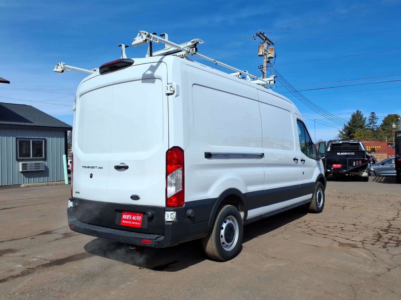 Used 2019 Ford Transit 250 148 Medium Roof image 6