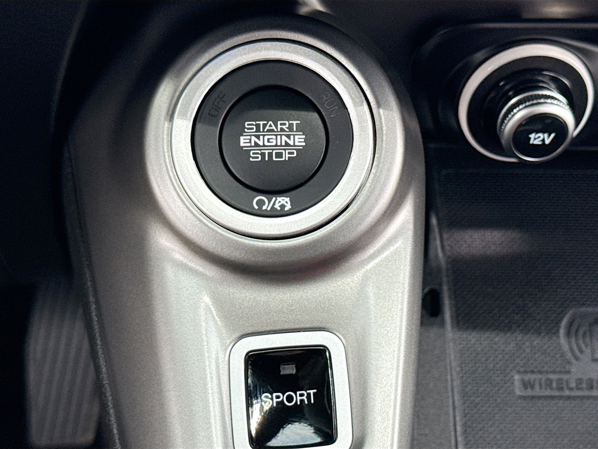 Used 2024 Dodge Hornet R/T Plus w/ R/T Blacktop Package image 9