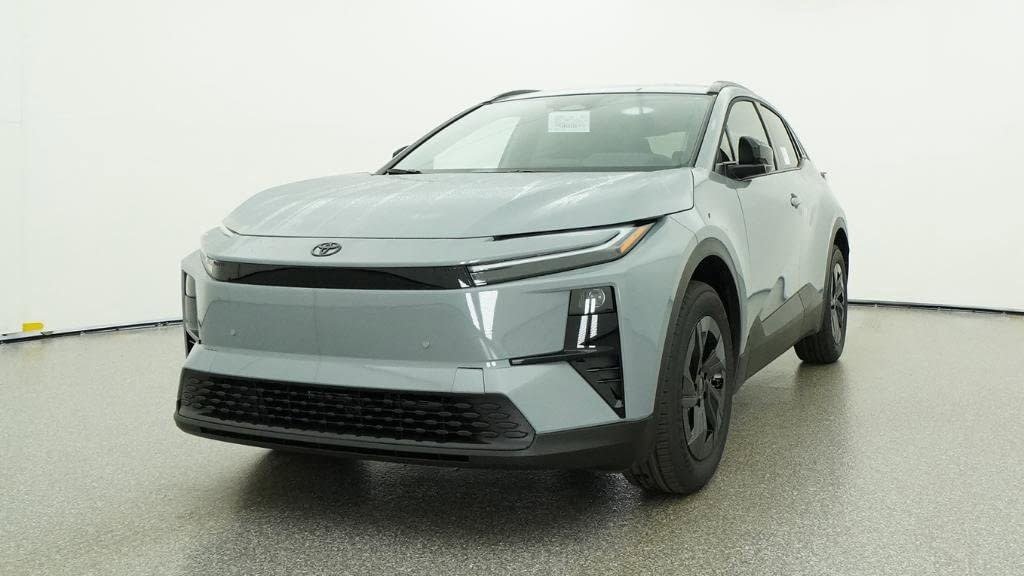 New 2026 Toyota C-HR AWD/4WD image 32