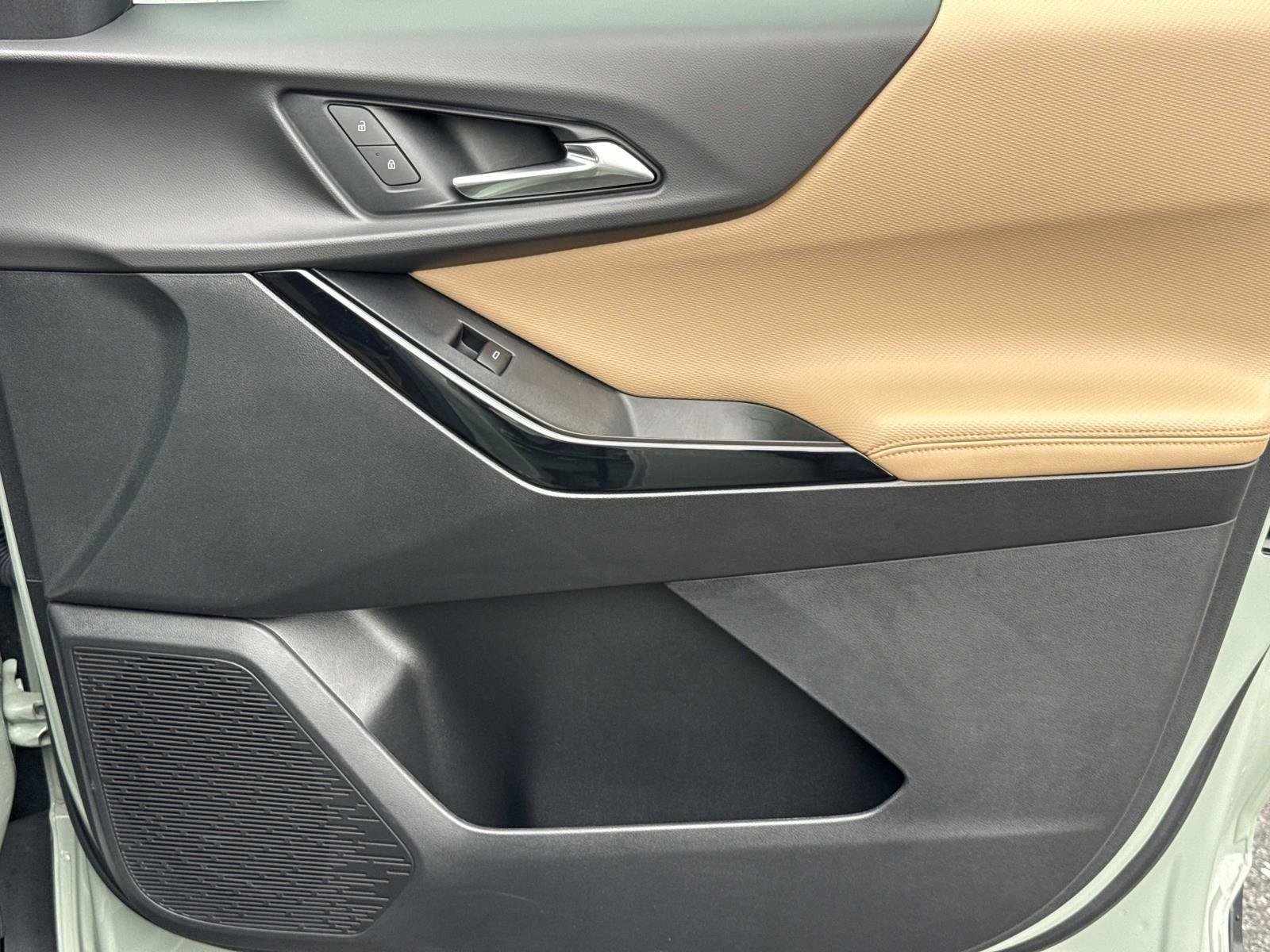 Used 2026 Chevrolet Equinox ACTIV w/ Convenience Package III image 18