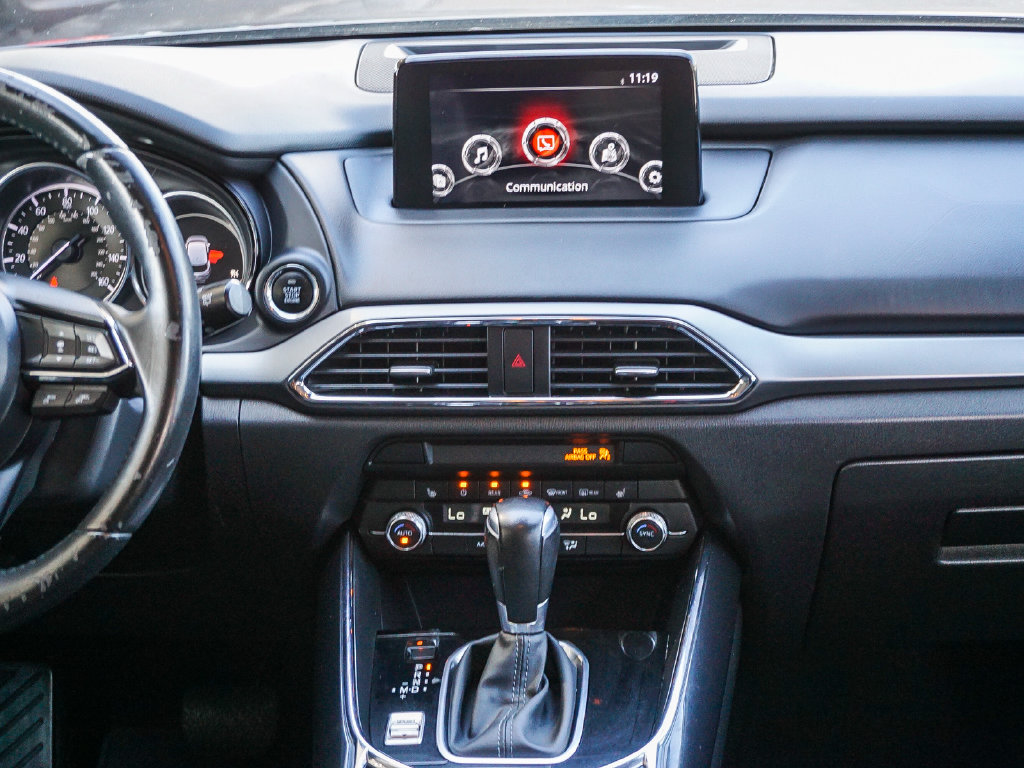 Used 2019 MAZDA CX-9 Touring w/ Touring Premium Package FWD image 16