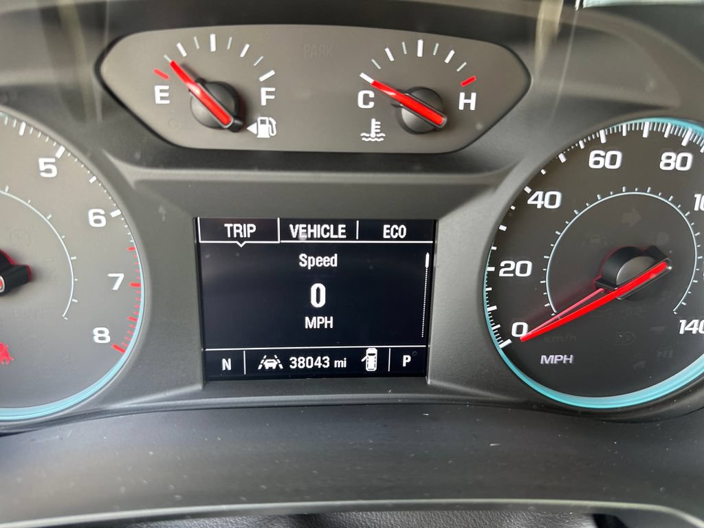 Used 2023 Chevrolet Traverse LS FWD image 19