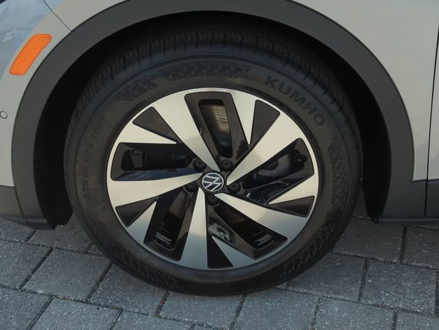 Certified 2023 Volkswagen ID.4 Pro image 30