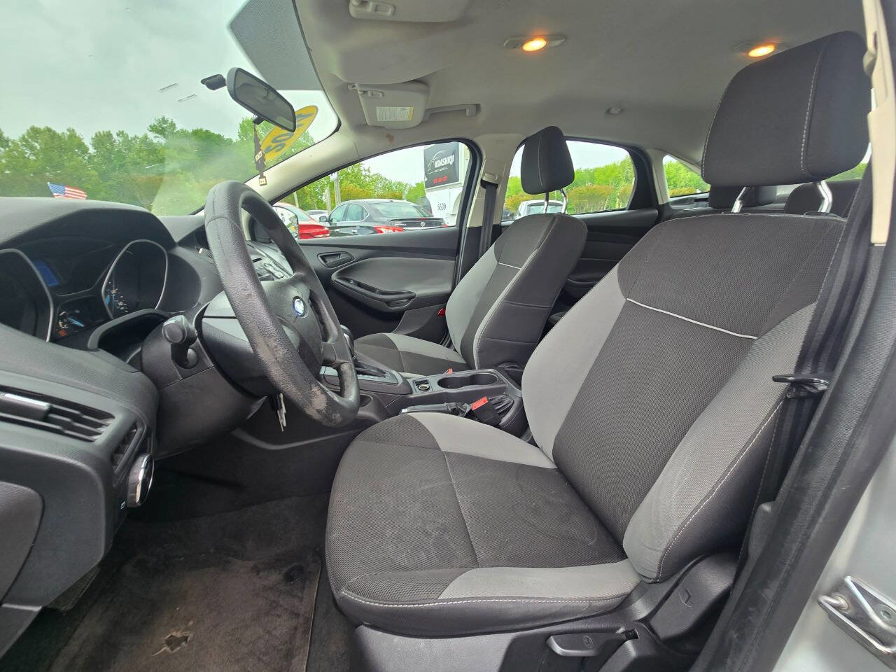 Used 2014 Ford Focus S FWD image 14