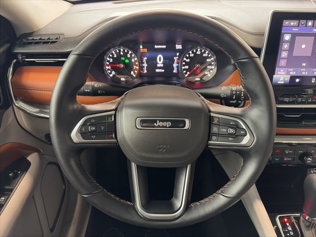 Used 2022 Jeep Compass Limited image 17