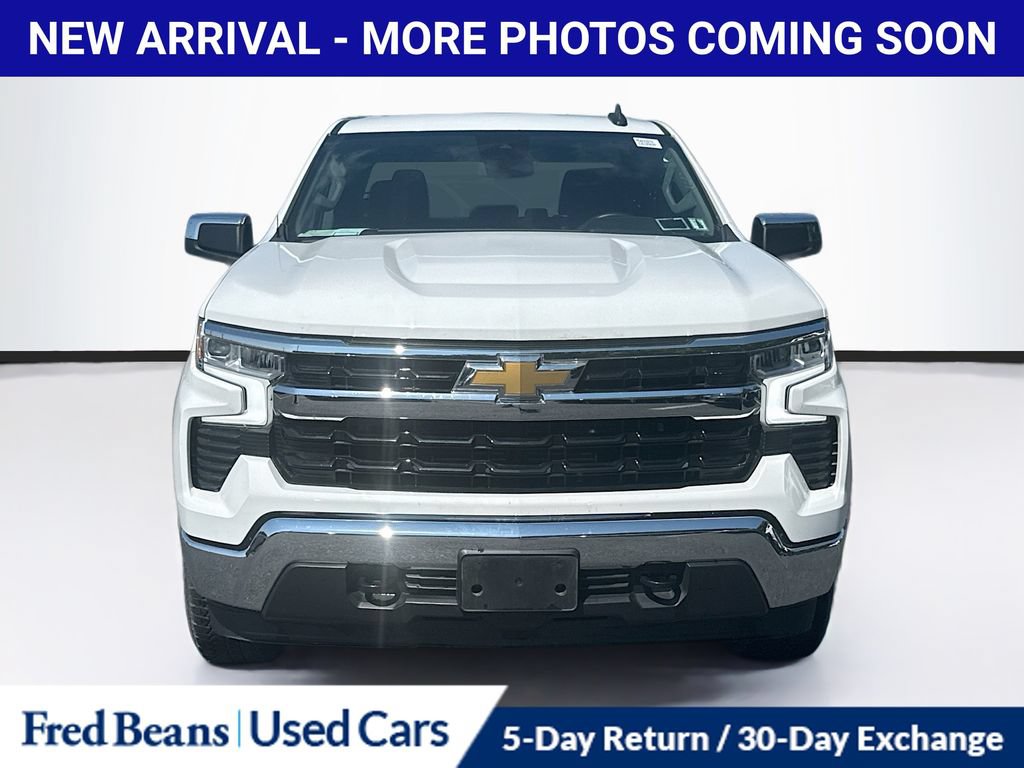 Used 2023 Chevrolet Silverado 1500 LT AWD/4WD image 2