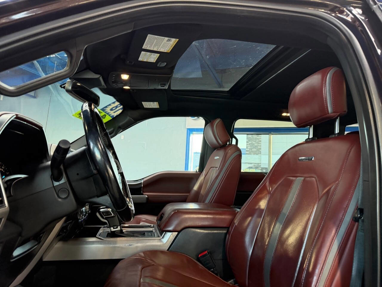 Used 2018 Ford F150 Platinum w/ Technology Package image 19