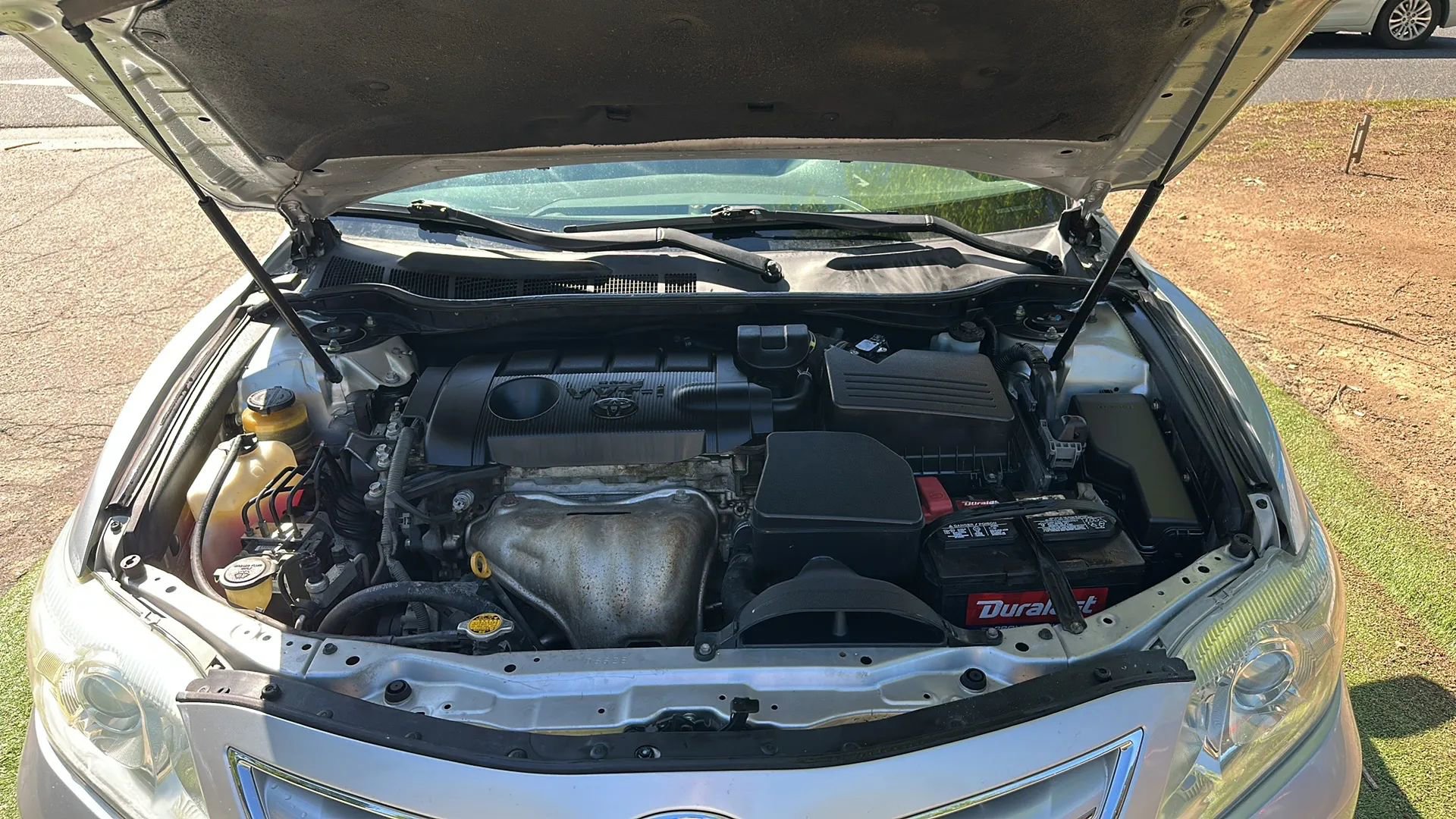 Used 2011 Toyota Camry XLE w/ SE/XLE Extra-Value Pkg FWD image 9