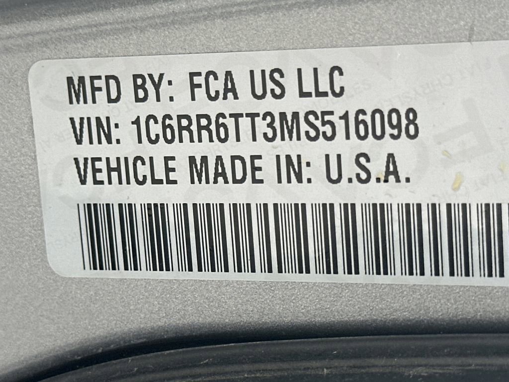 Used 2021 RAM 1500 Classic SLT image 33