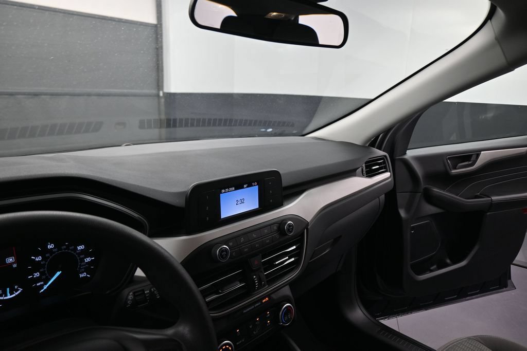 Used 2021 Ford Escape S AWD/4WD image 39