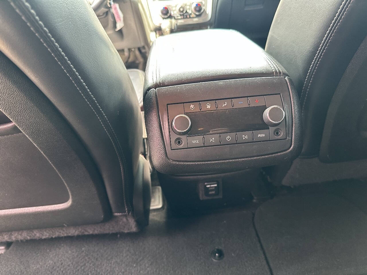 Used 2014 GMC Acadia SLT FWD image 19