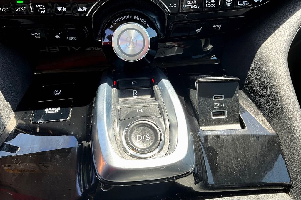 Used 2023 Acura MDX SH-AWD image 33
