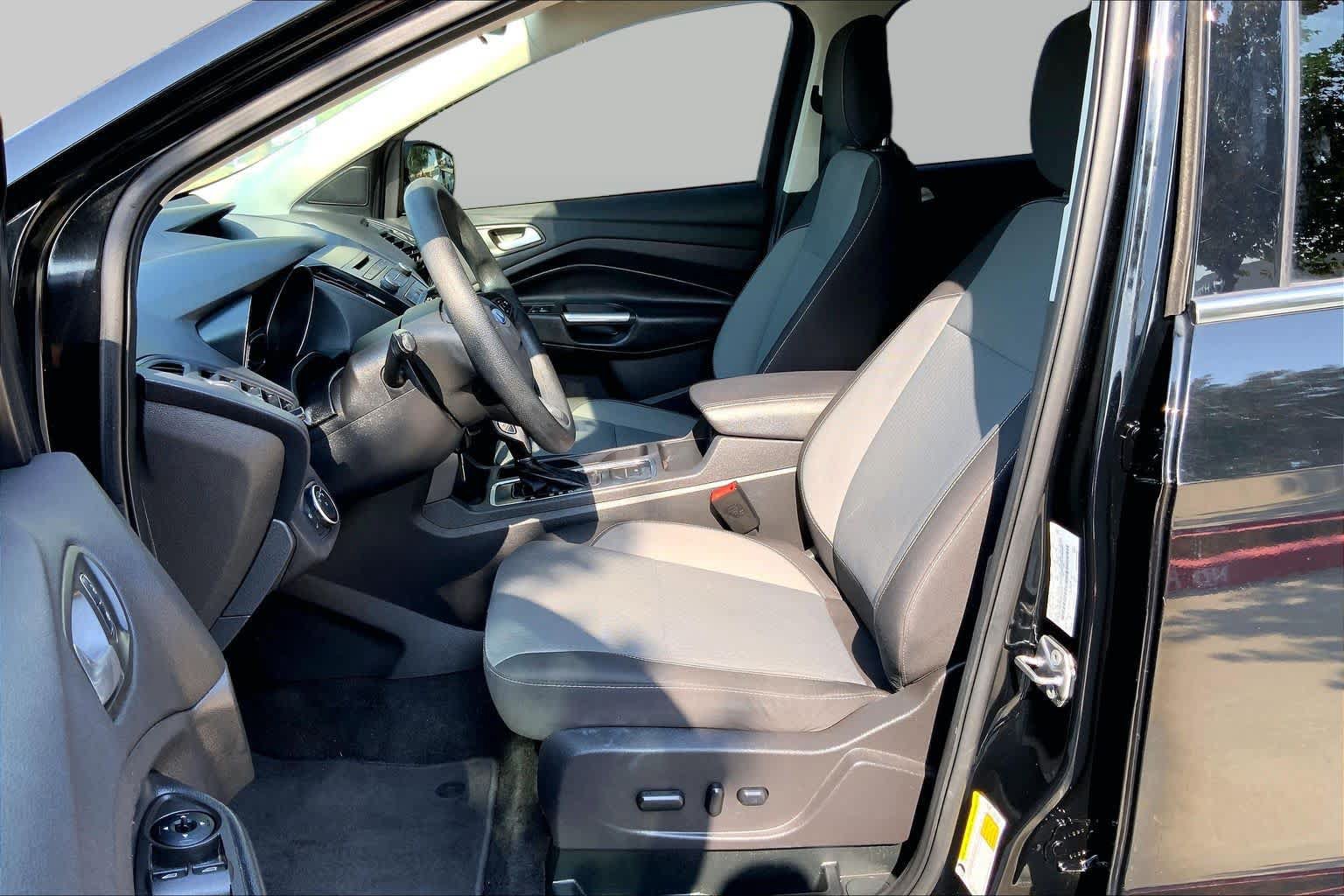 Used 2018 Ford Escape SE AWD/4WD image 8