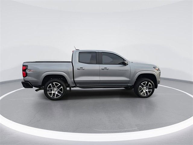 Used 2024 Chevrolet Colorado Z71 w/ Z71 Convenience Package 2 image 8