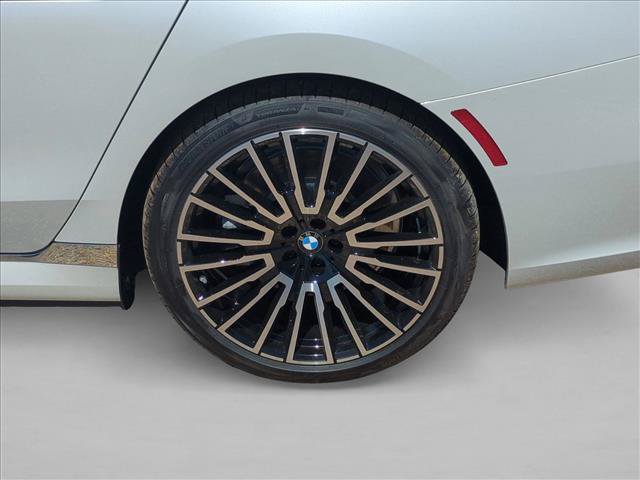 New 2026 BMW i7 xDrive60 RWD image 10