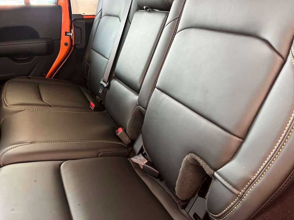 New 2025 Jeep Wrangler Unlimited Rubicon 392 image 17