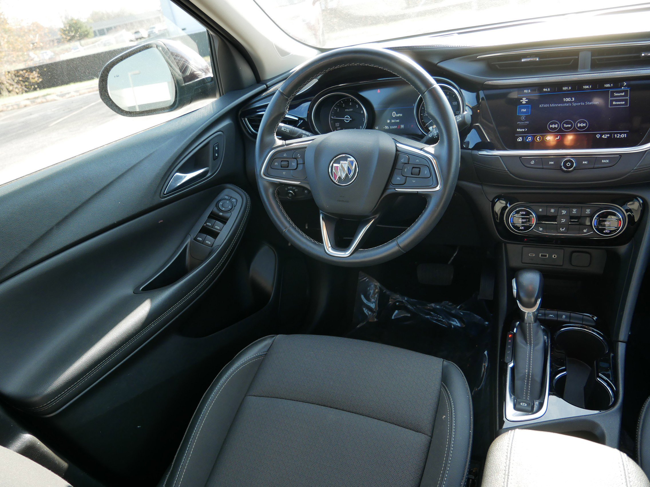 Used 2021 Buick Encore GX Select image 13