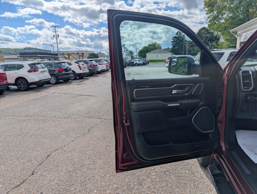Used 2020 RAM 1500 Laramie AWD/4WD image 20