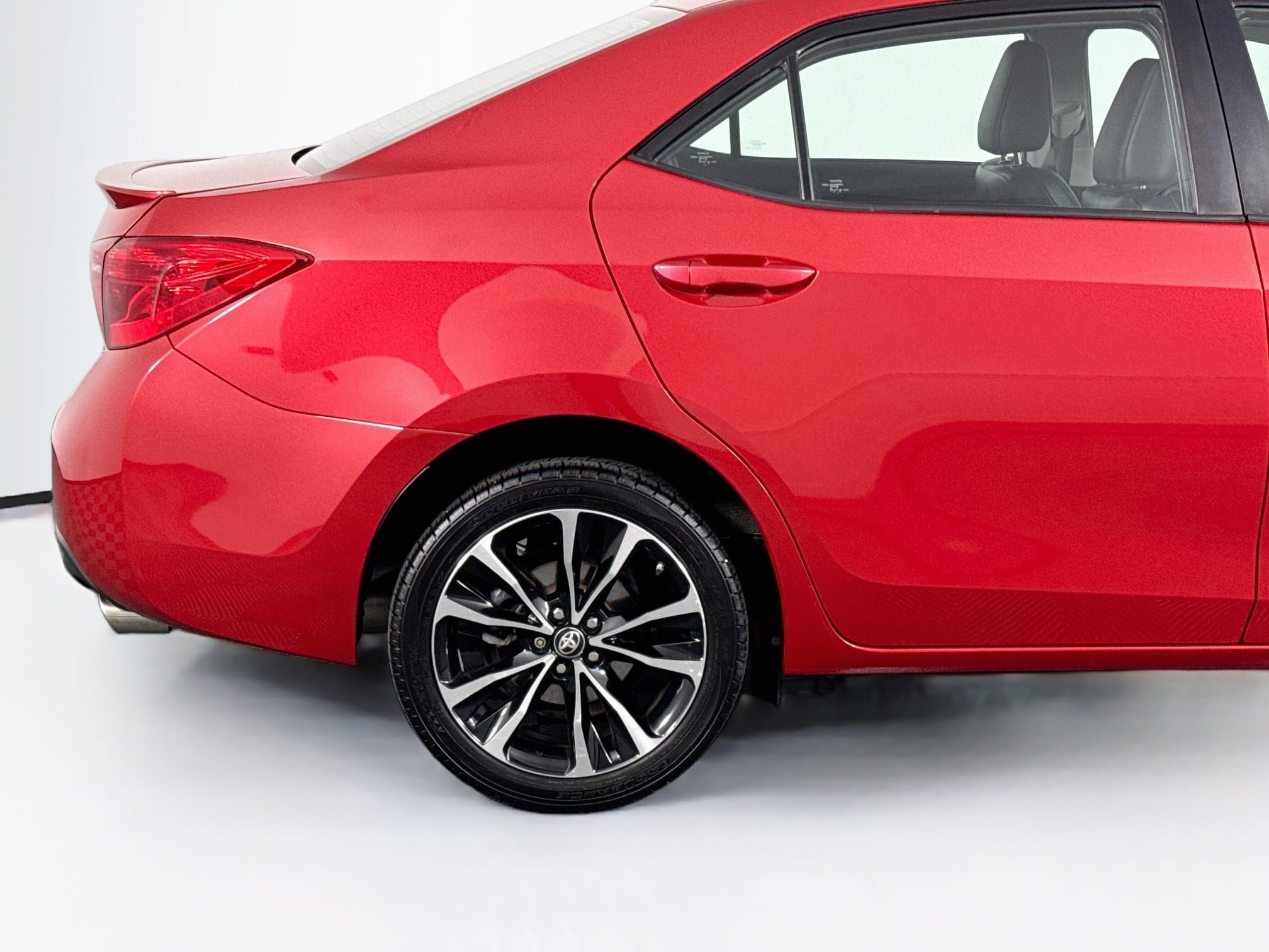 Used 2019 Toyota Corolla SE FWD image 42