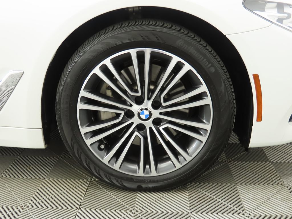 Used 2019 BMW 530i xDrive 530i xDrive w/ Convenience Package image 34