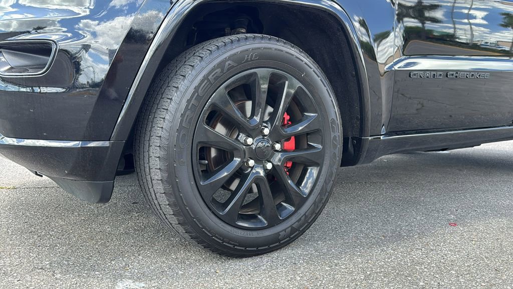 Used 2020 Jeep Grand Cherokee Altitude image 10