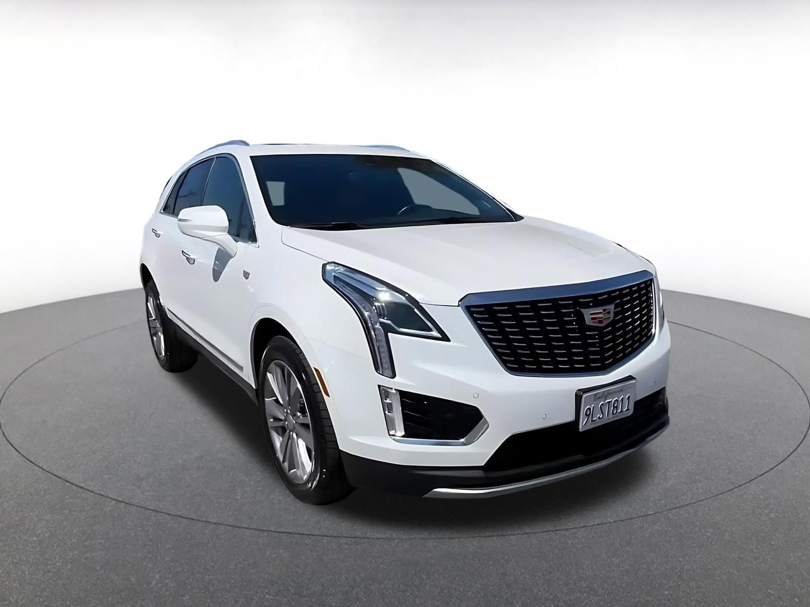 Used 2024 Cadillac XT5 Premium Luxury FWD image 3