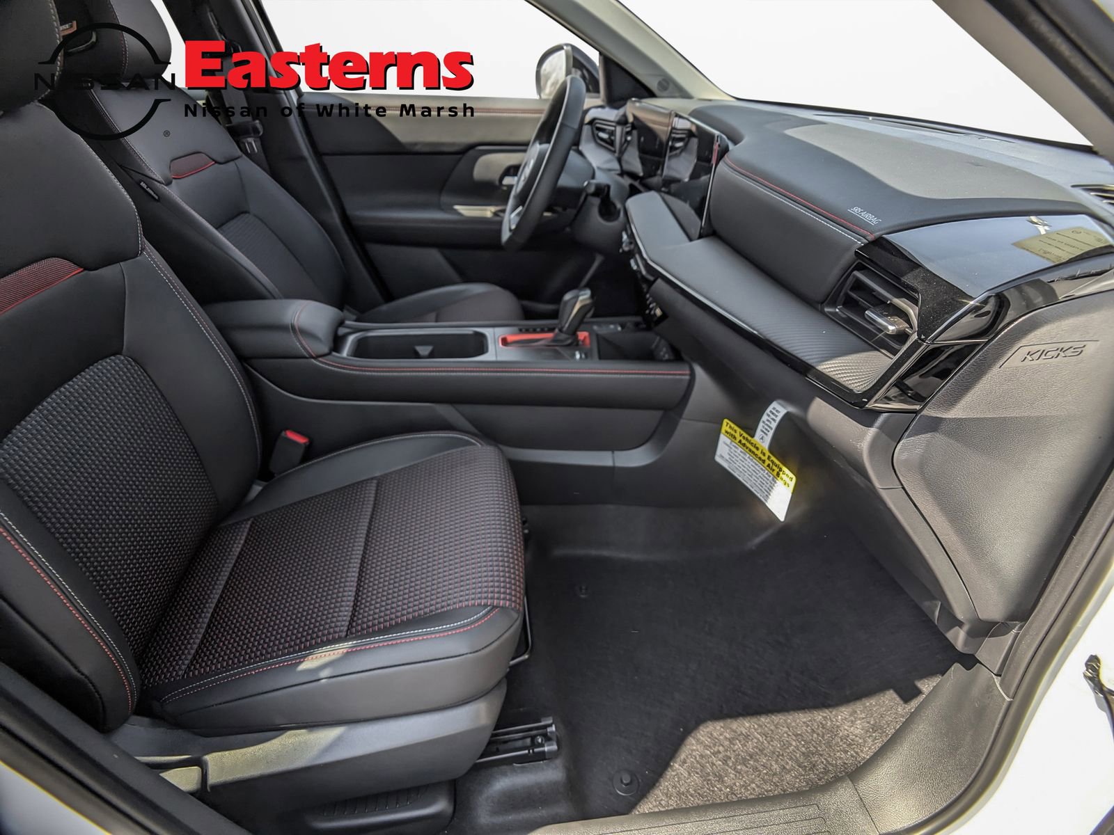 New 2026 Nissan Kicks SR w/ SR Premium Package AWD/4WD image 24
