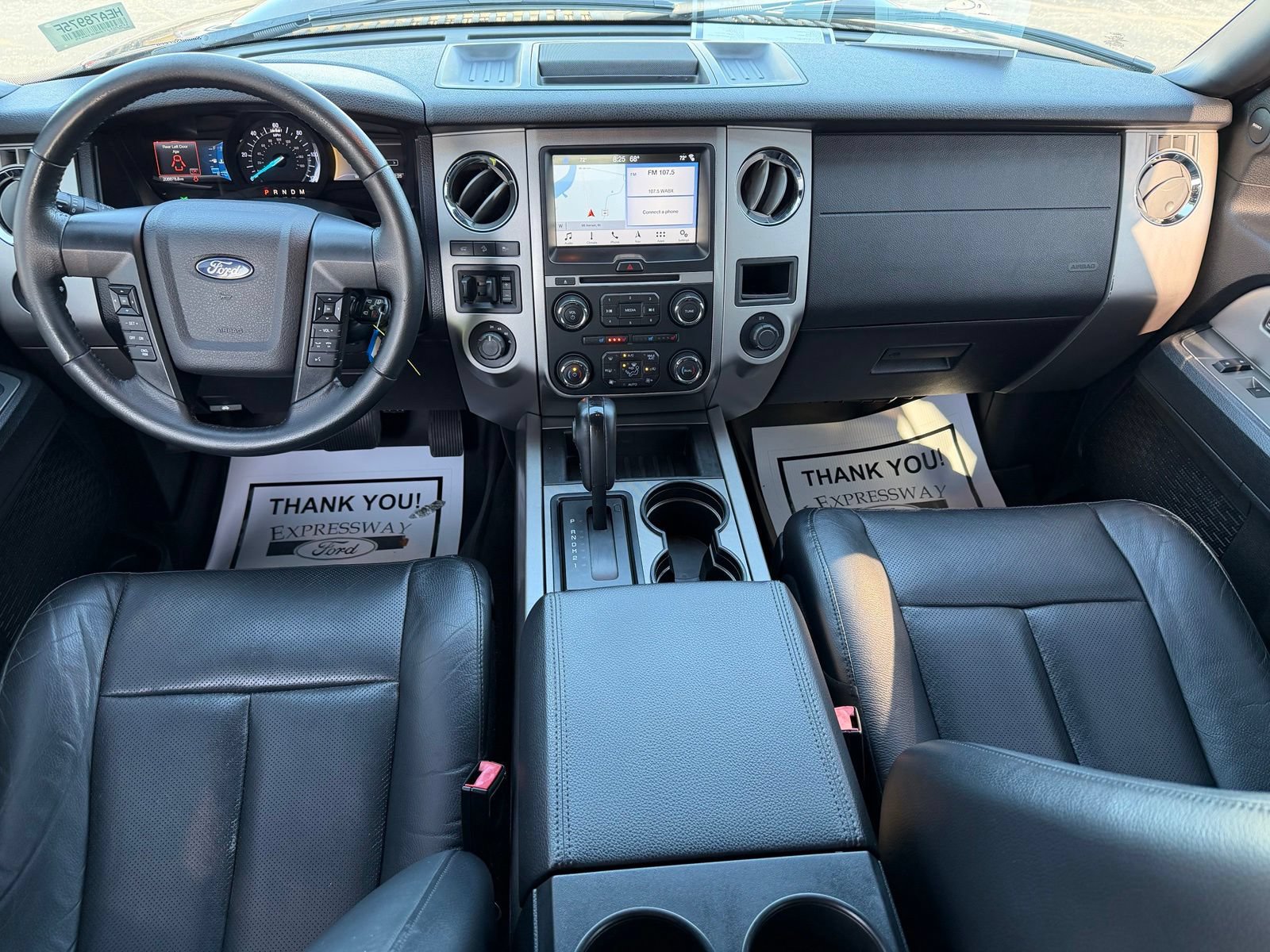 Used 2017 Ford Expedition XLT w/ Equipment Group 202A AWD/4WD image 17