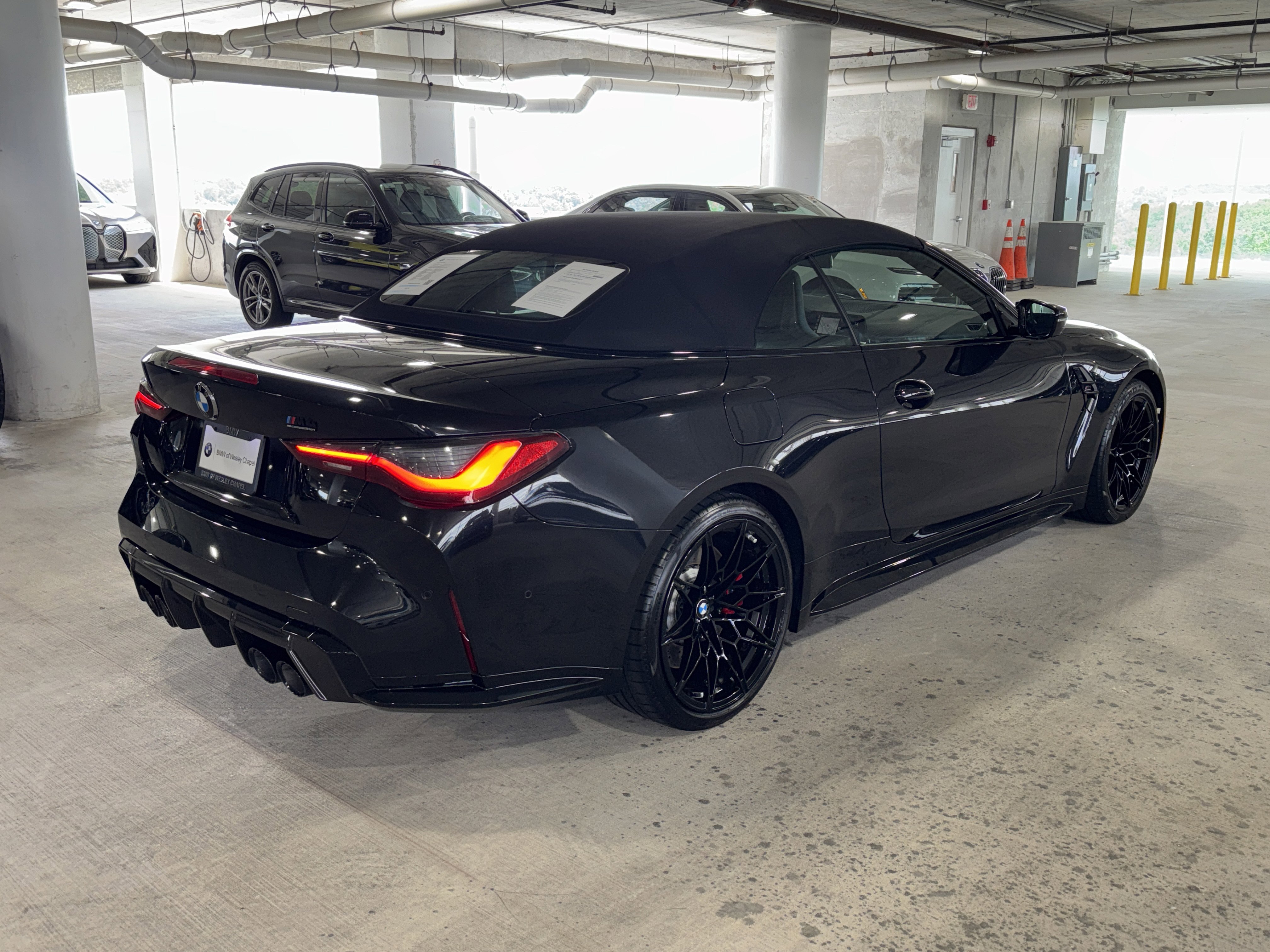 Used 2022 BMW M4 xDrive Competition w/ M Carbon Exterior Package image 8