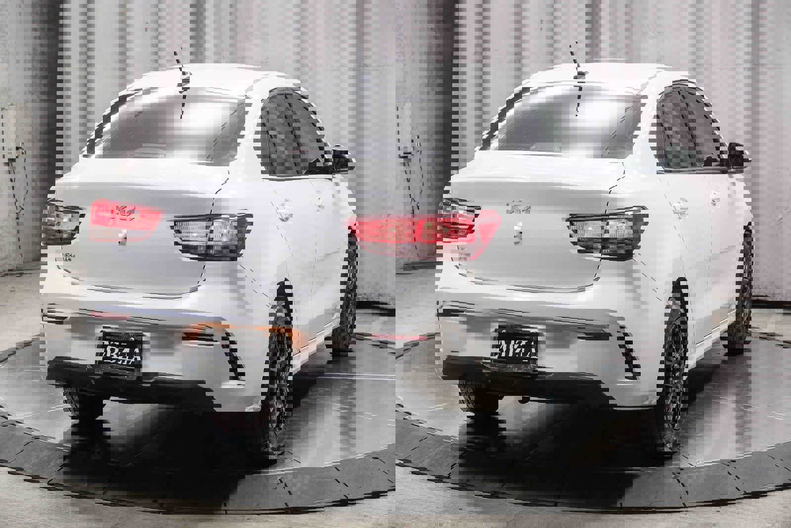 Used 2023 Kia Rio LX image 4