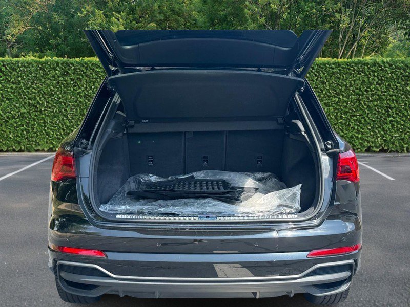 Used 2024 Audi Q3 2.0T Premium Plus w/ Premium Plus Package image 8