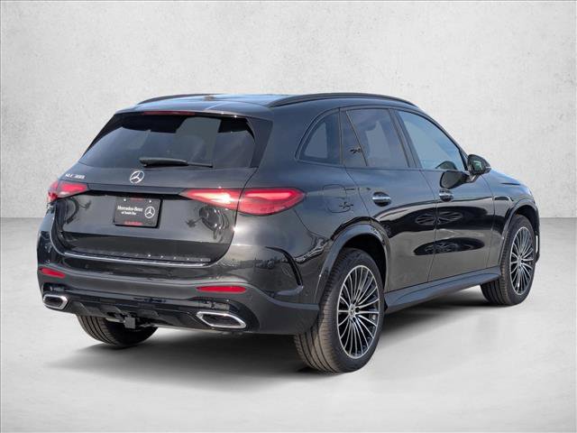 New 2026 Mercedes-Benz GLC 300 image 2
