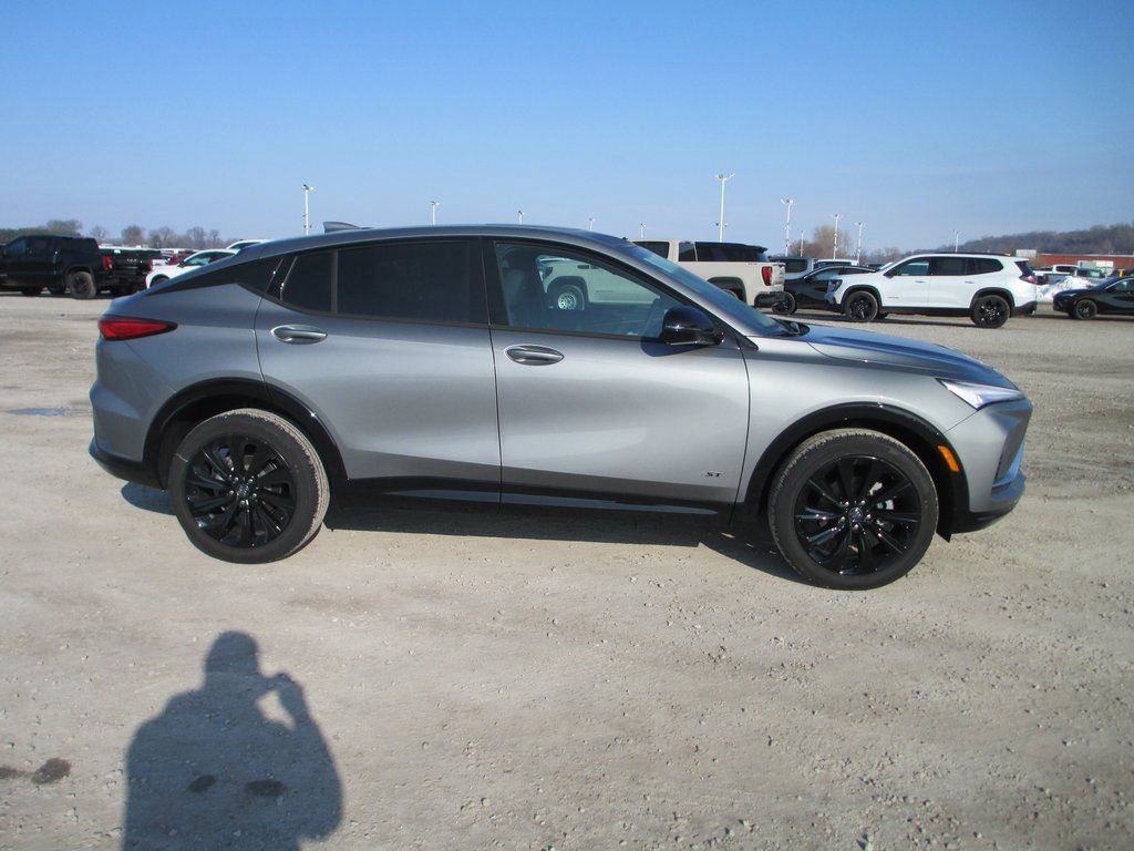 New 2026 Buick Envista Sport Touring w/ Convenience I Package image 3