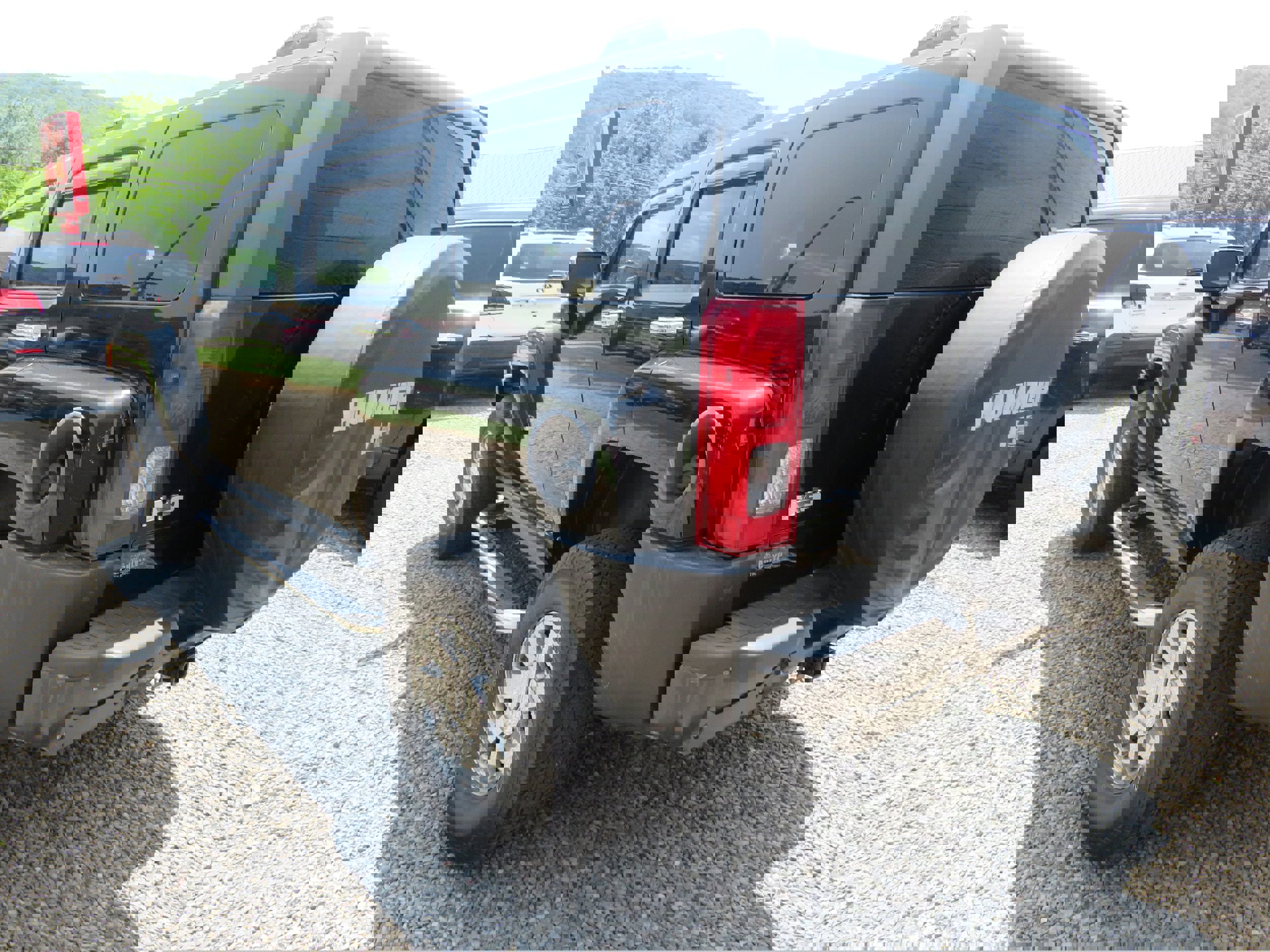 Used 2010 HUMMER H3 Alpha video 5