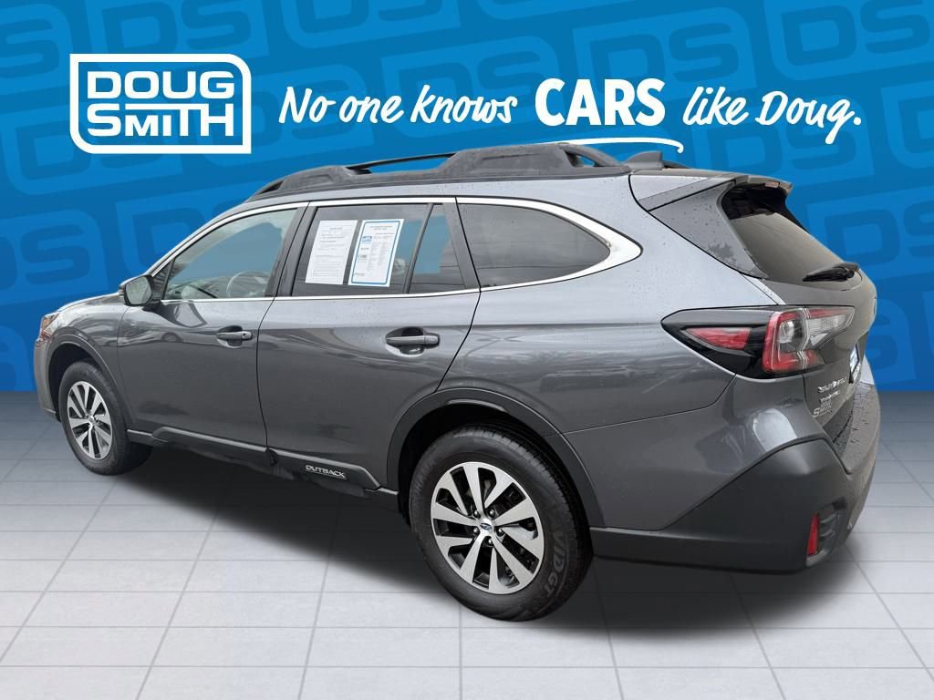 Used 2021 Subaru Outback Premium image 2