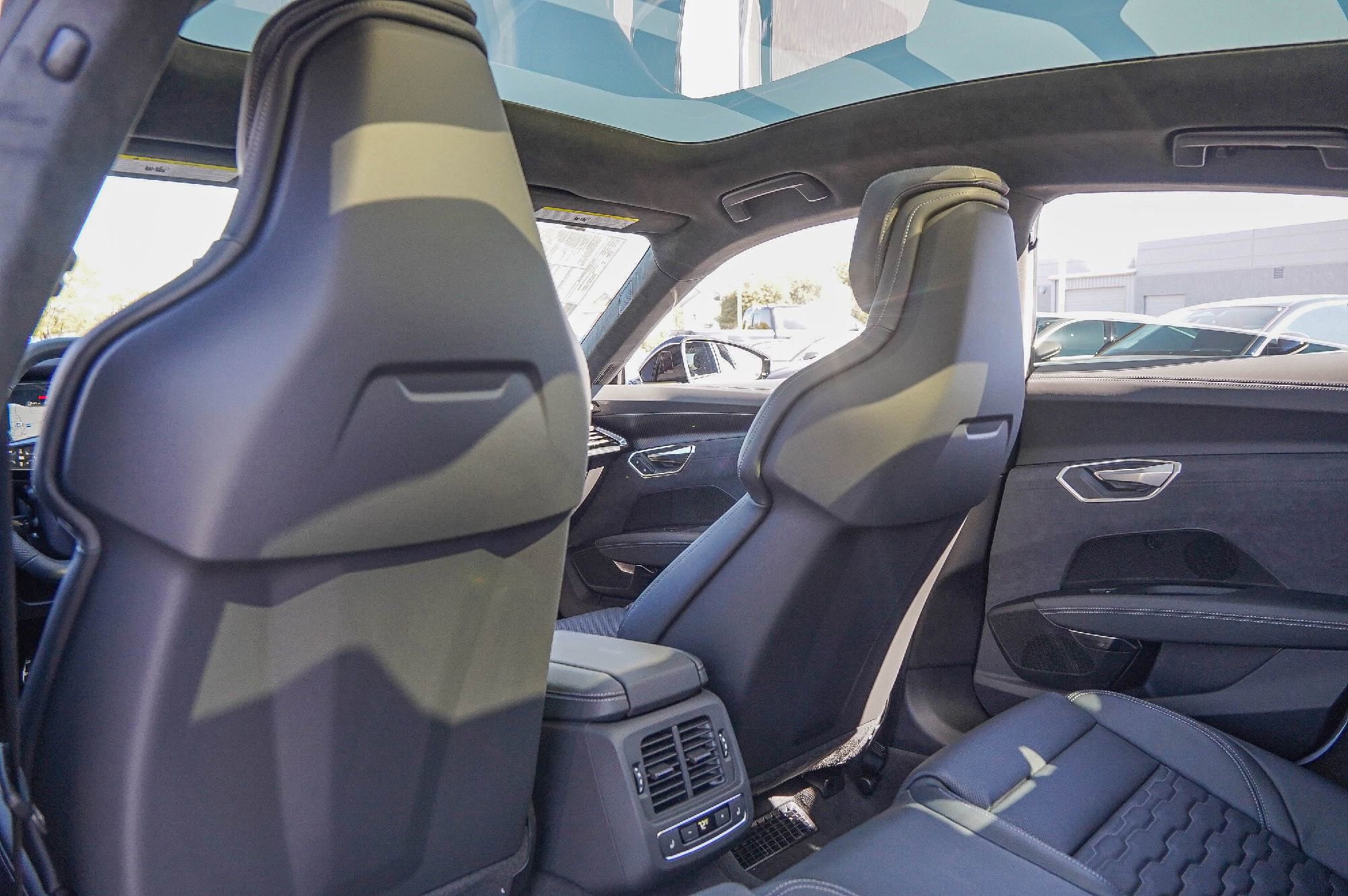 New 2026 Audi S e-tron GT Prestige image 23