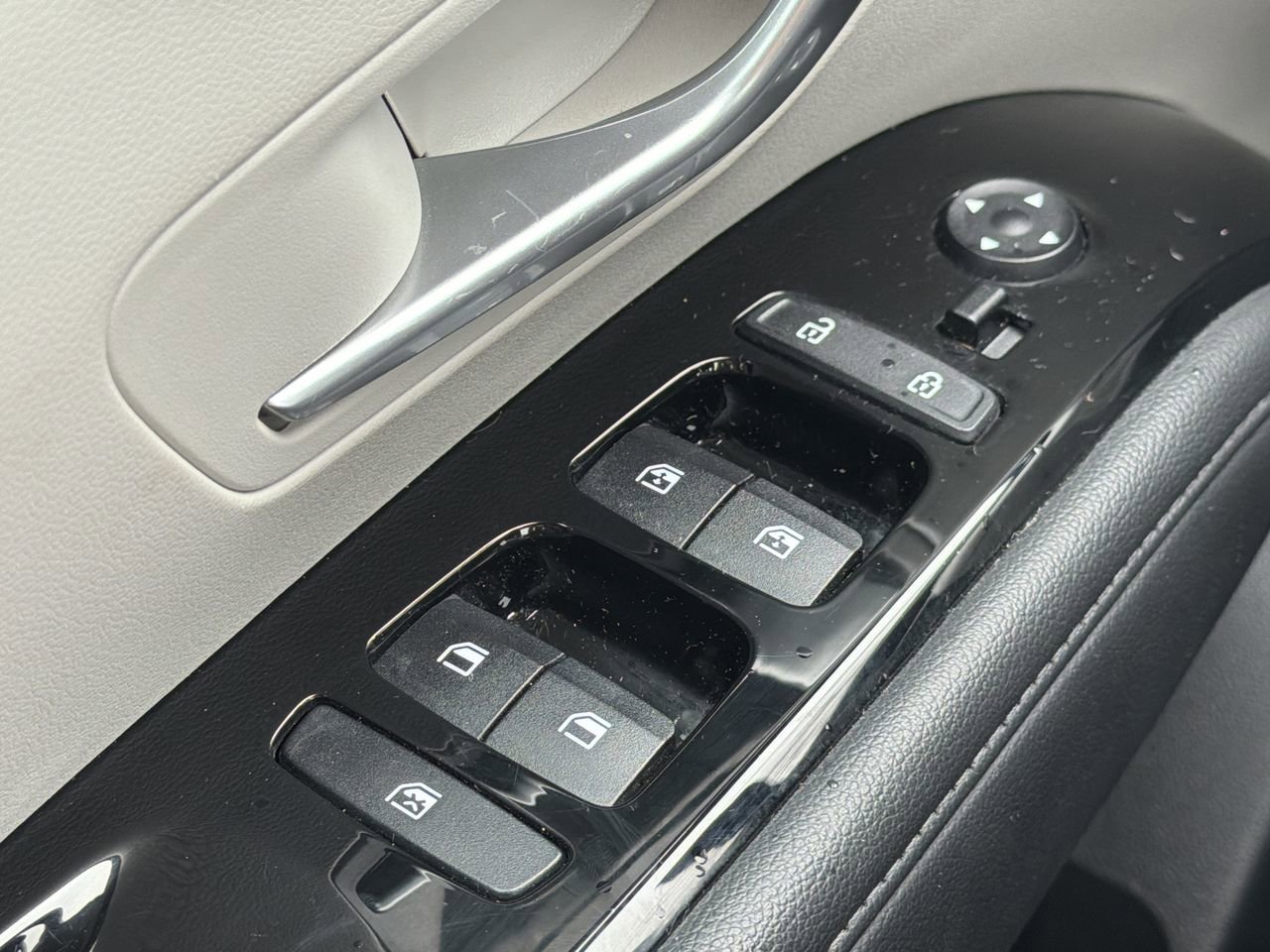 Used 2022 Hyundai Tucson Limited AWD/4WD image 11