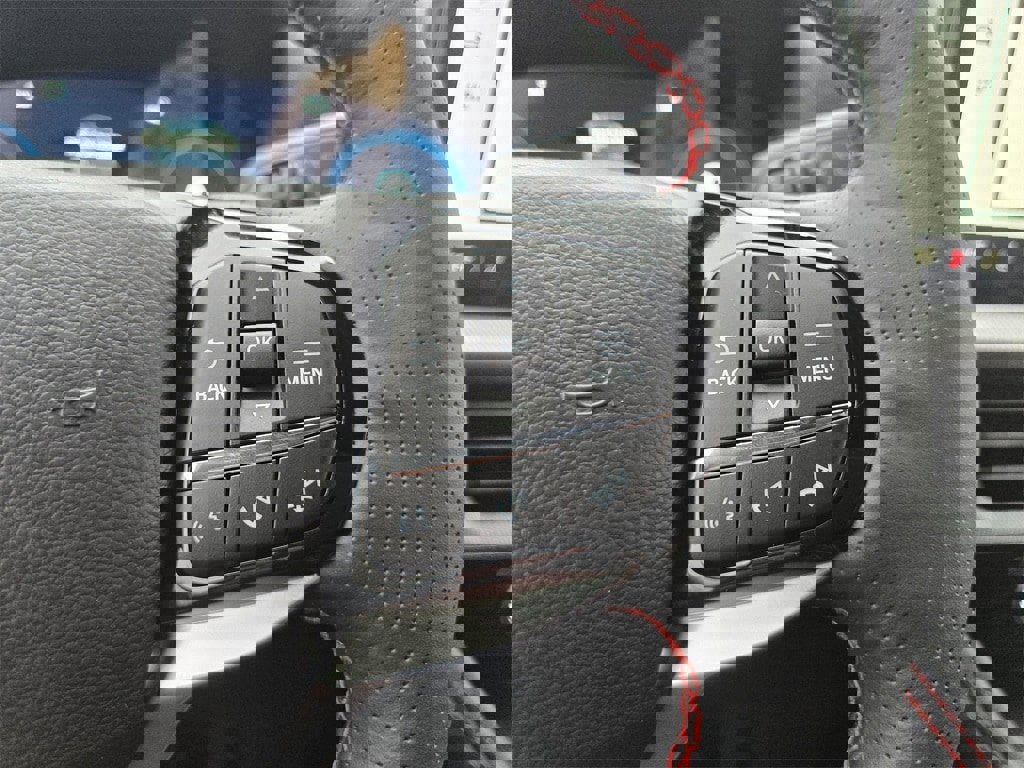 New 2026 Ford Explorer ST-Line w/ ST-Line Street Pack image 18