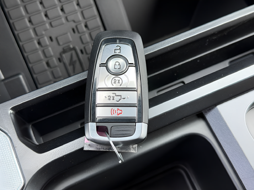 New 2026 Ford F250 King Ranch AWD/4WD image 16