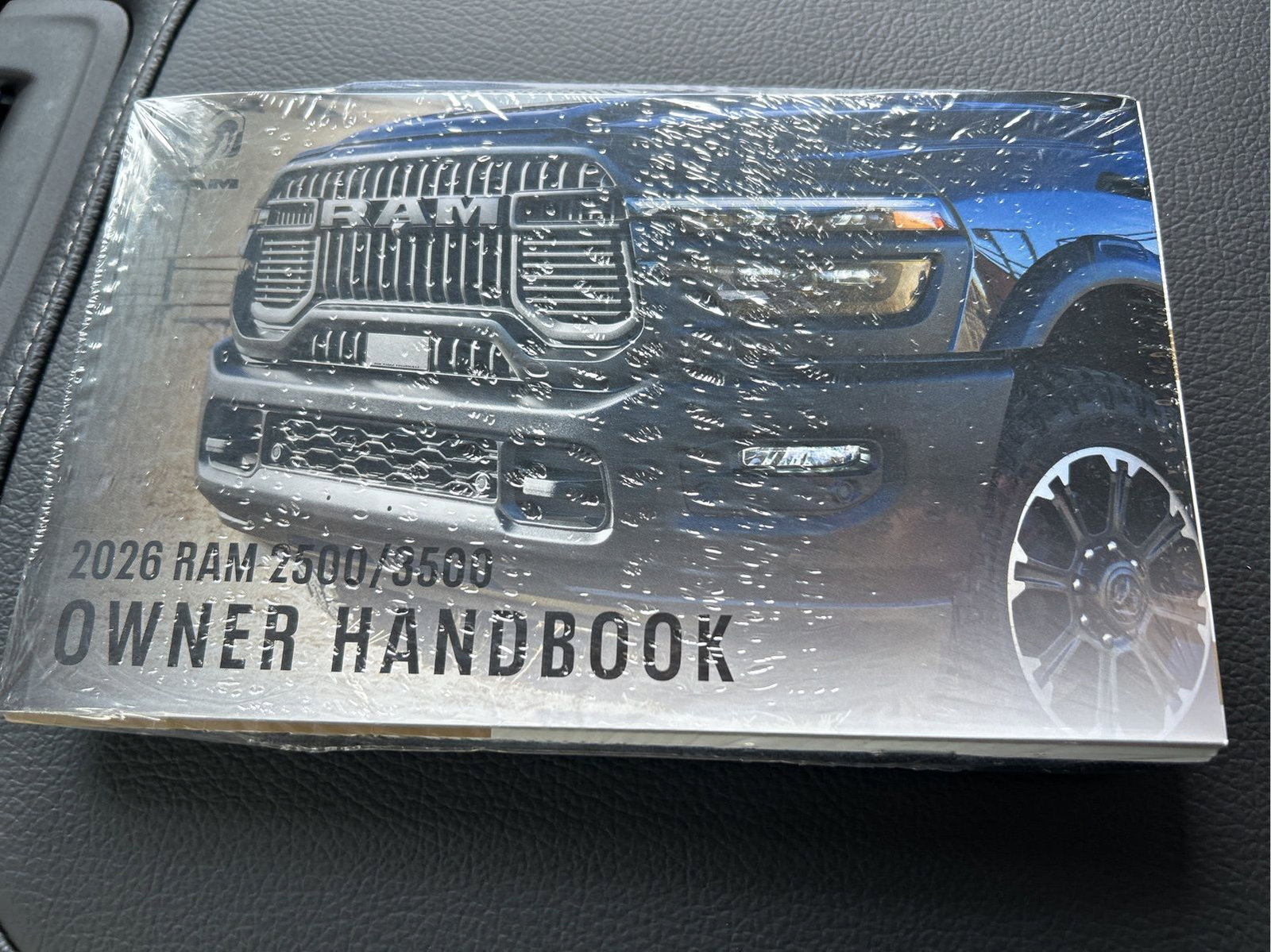 New 2026 RAM 2500 Big Horn AWD/4WD image 19