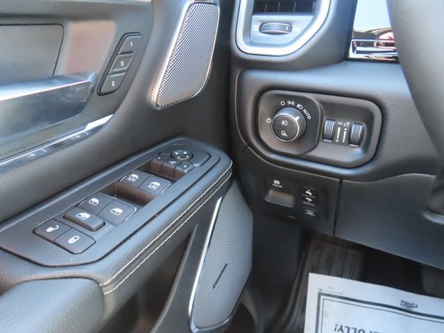 New 2026 RAM 1500 Laramie AWD/4WD image 36